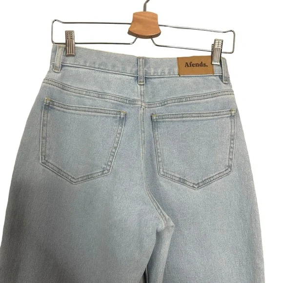 Blondie's Vintage Slim Fit High Waist Light Wash Denim